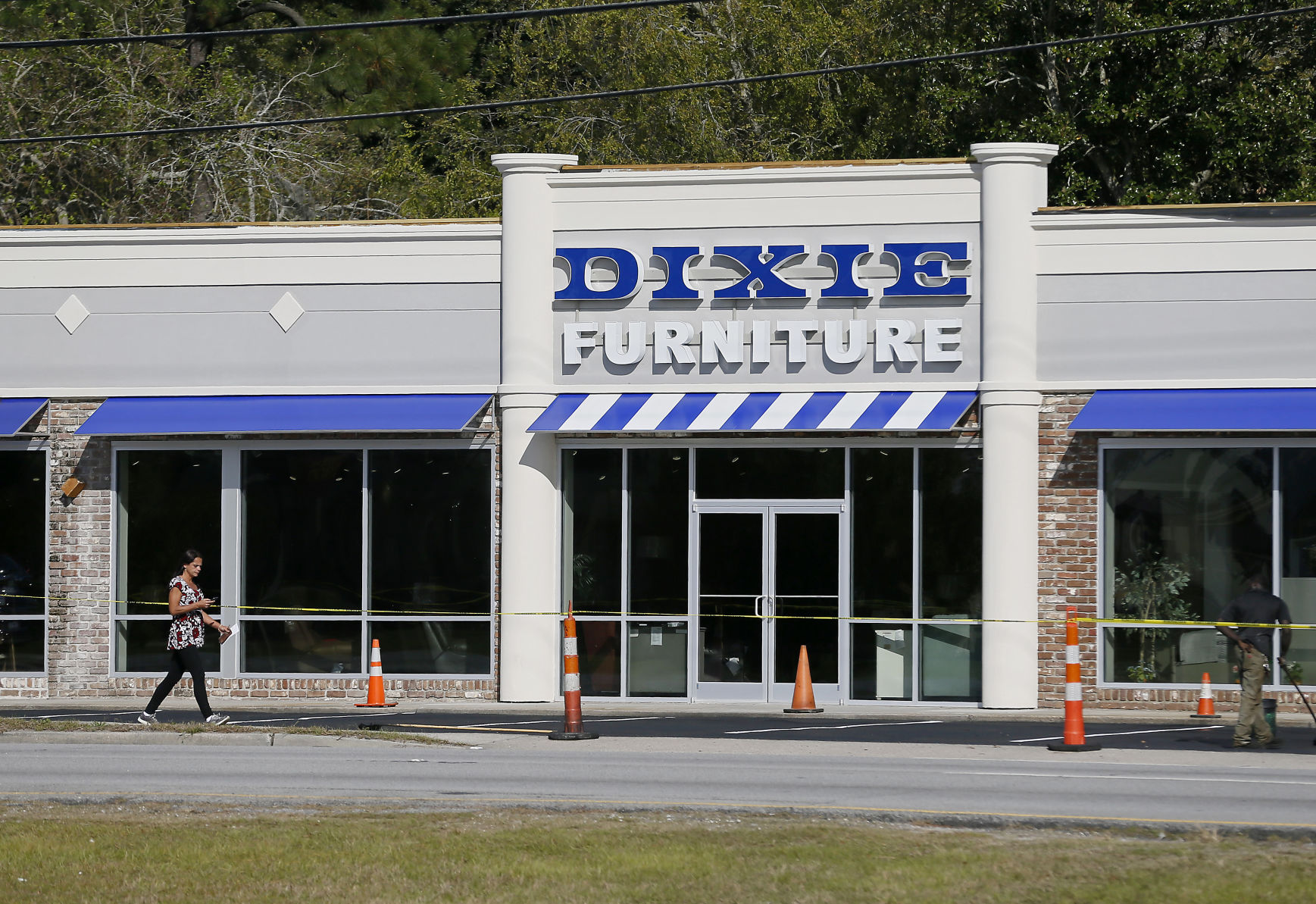 Dixie Furniture front.jpg (copy)